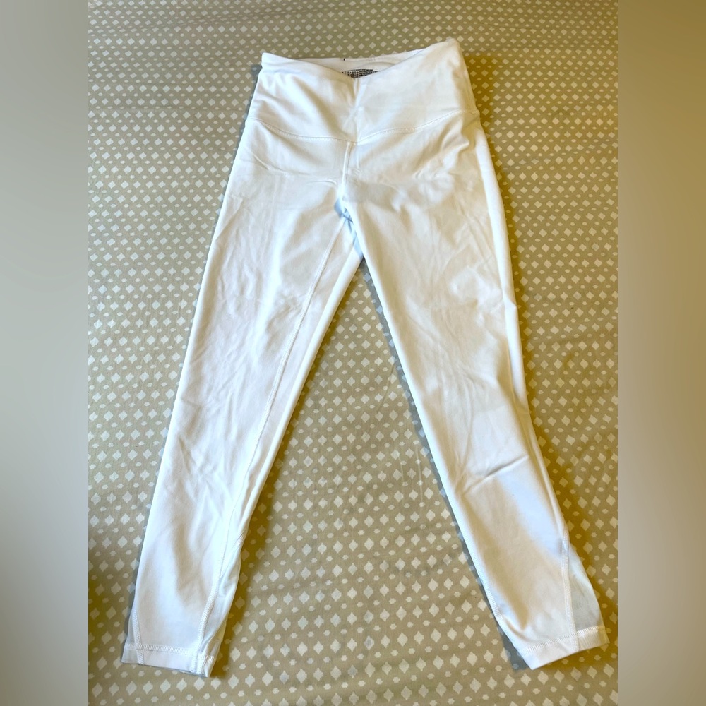 Victoria’s Sport 7/8 workout leggings